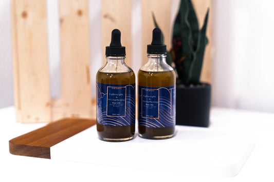 Lightweight & Strengthening hair oil